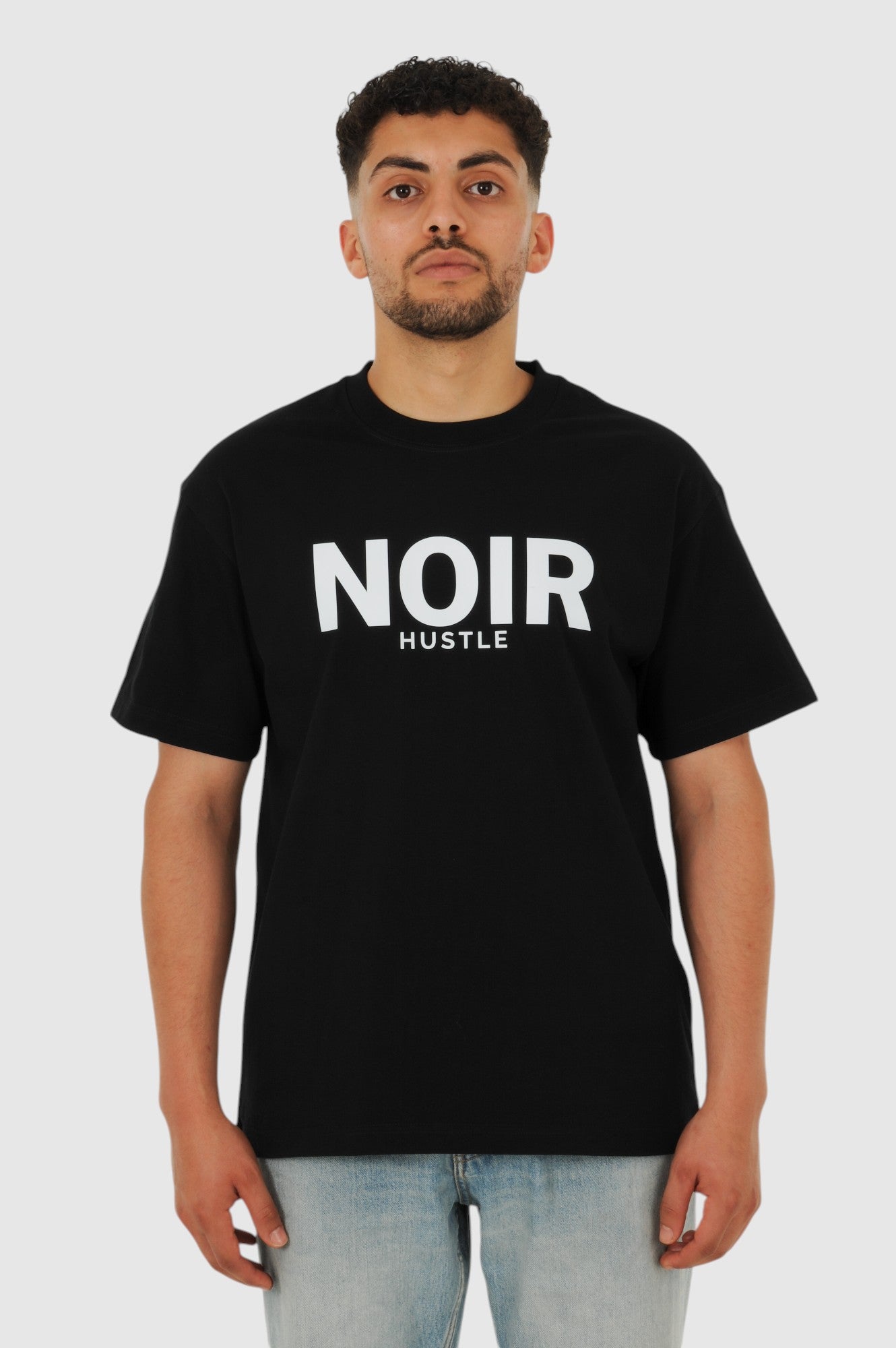 BASIC T-SHIRT